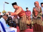 tradisi-petang-megang-di-sungai-siak-di-pekanbaru-menyambut-ramadan