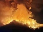 erupsi-gunung-ruang-mengancam-penduduk-setempat