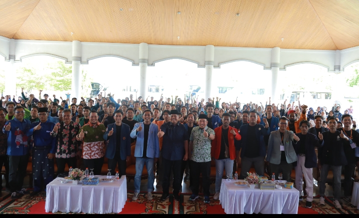 bupati-siak-bersama-para-mahasiswa-pengurus-bem-seluruh-indonesia