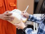 pemerintah-kini-membatasi-fitur-gratis-ongkir-pada-perdagangan-e-commerce