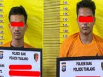kedua-tersangka-narkoba-tangkapan-unit-reskrim-polsek-tualang-di-jalan-indah-kasih-perawang