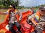 tim-polsek-siberida-dipimpin-kapolsek-seberida-kompol-yudha-efiar-ikut-melakukan-pencarian-korban-tenggelam-di-sungai-cenaku-inhu