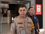 kabid-humas-polda-jabar-kombes-polisi-hendra-rochmawan-saat-memberikan-keterangan-di-mapolda-jabar