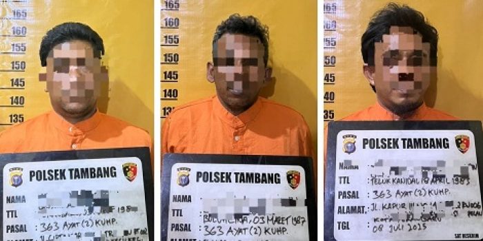 ketiga-tersangka-pencurian-atap-seng-diamankan-di-polsek-tambang
